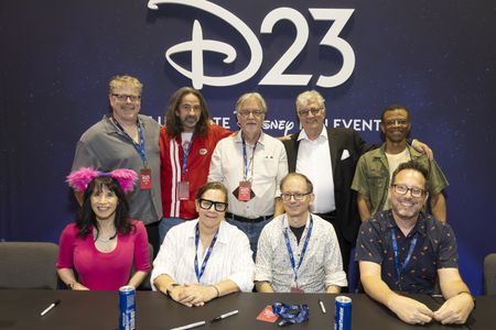 FRONT: LAUREN TOM, CLAUDIA KATZ (PRODUCER), DAVID X. COHEN (PRODUCER), LEE SUPERCINSKI BACK: JOHN DIMAGGIO, DAVID HERMAN, MATT GROENING (CREATOR/WRITER), MAURICE LAMARCHE, PHIL LAMARR