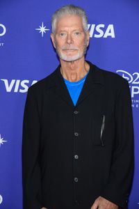 Stephen Lang